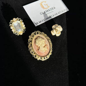Set Mărțișor 3 broșe vintage, Ozana, aliaj zinc, auriu, perle, cristale