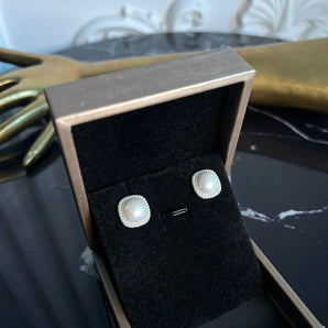 Cercei Alisa , placati aur alb, perle, chic GLAMADEA