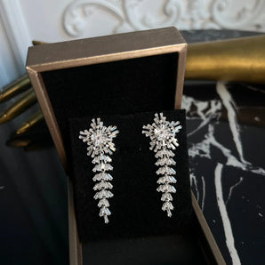 Cercei Qerra, placat aur alb, zirconiu cubic GLAMADEA