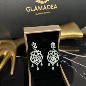 Cercei Scarlett, placat aur alb, zirconiu cubic AAA GLAMADEA