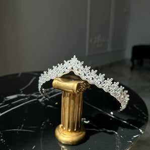 Diadema Ramin, zirconii cubice AAA, placată aur alb, elemente Swarovski GLAMADEA