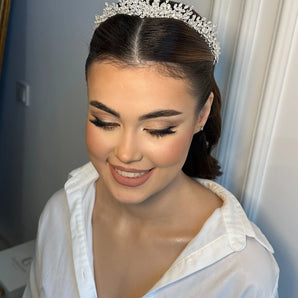 Diadema mireasă delicată stil tiara, Surrya, zirconiu cubic, placată aur alb Glamadearo