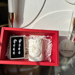 Set Cadou – Cercei Lungi cu Zirconiu Curgător & Lumânare Parfumată din Soia
