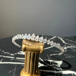 Diadema mireasă finuță tip tiara, Zaviera, zirconii cubice, placată aur alb - GLAMADEA
