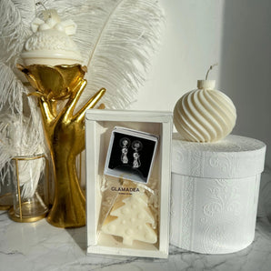 Set Cadou Sarbatori , Katy , Cercei placați argint și lumânare parfumată din ceară naturală de soia GLAMADEA