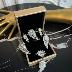 Set bijuterii Adira, Brățara de palmă și inel, zirconiu cubic, placat aur alb, elemente swarovski GLAMADEA