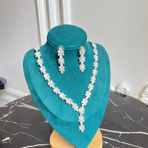 Set cercei si colier Elysia, zirconiu cubic AAA, placat aur alb GLAMADEA