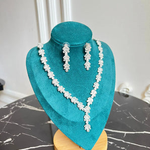 Set cercei si colier Elysia, zirconiu cubic AAA, placat aur alb GLAMADEA