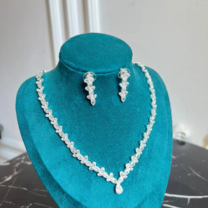 Set cercei si colier Meliora, zirconiu cubic AAA, placat aur alb GLAMADEA