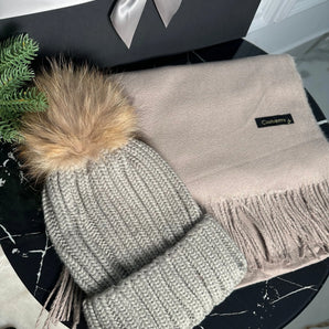 Set esarfa cașmir si caciula tricot Lele, blăniță , cadou Craciun Glamadearo