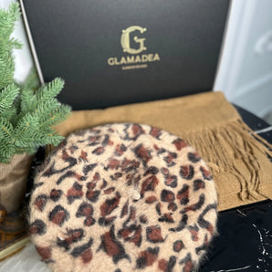 Set esarfa casmir si bereta pufoasa , maro, animal print GLAMADEA