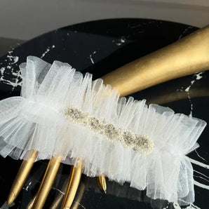 Jartiera mireasă, Eliza, handmade, perle, tulle, cristale - GLAMADEA