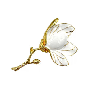 brosa floare magnolie